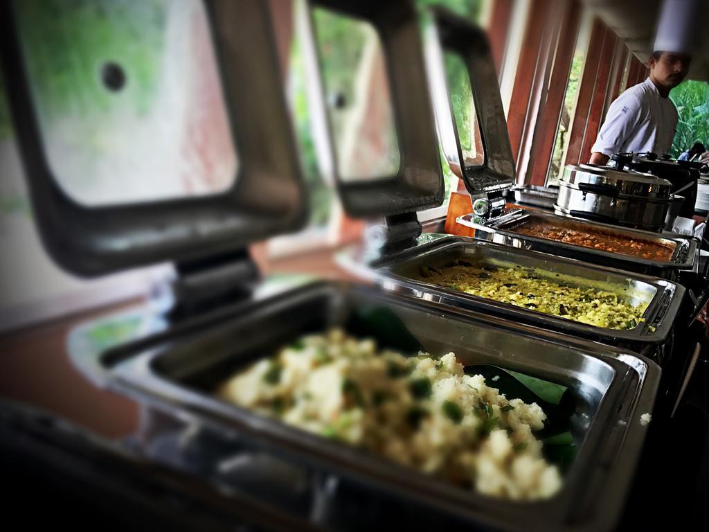 타지 반자라 호텔 하이데라바드 외부 사진 A chafing dish